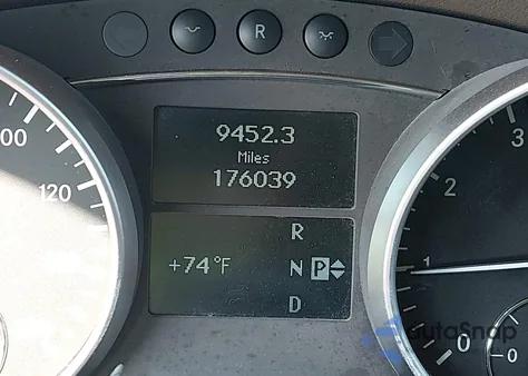 2009 Mercedes-Benz Ml 350 4Matic z USA, uszkodzony, nr VIN 4JGBB86E69A496719